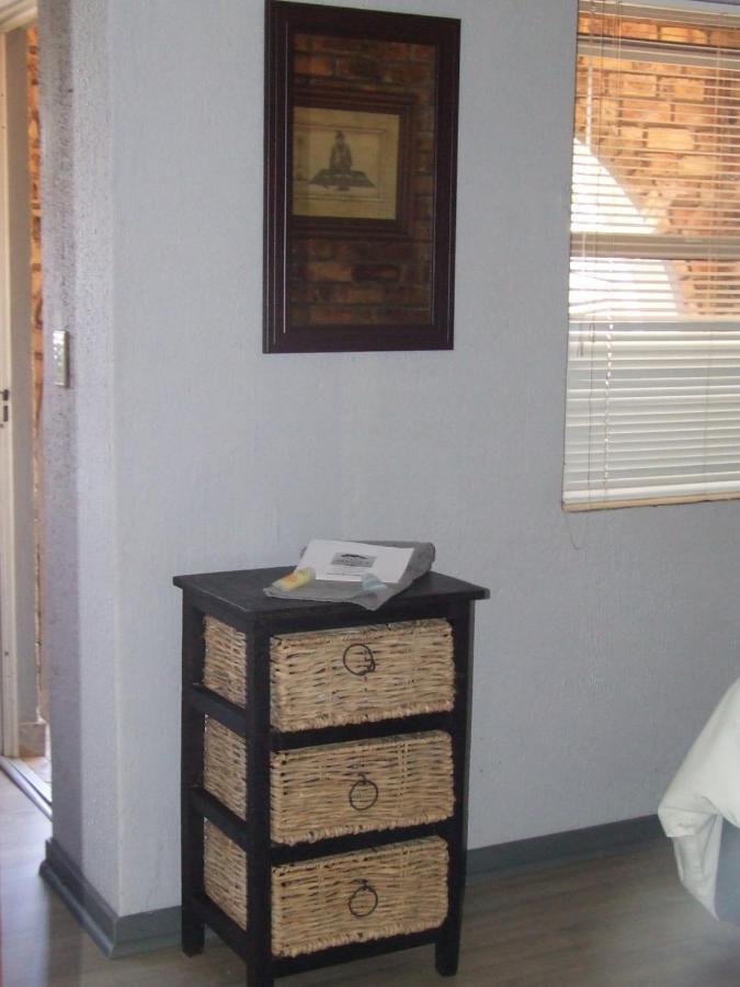 Kruger'S Guest House White River Esterno foto