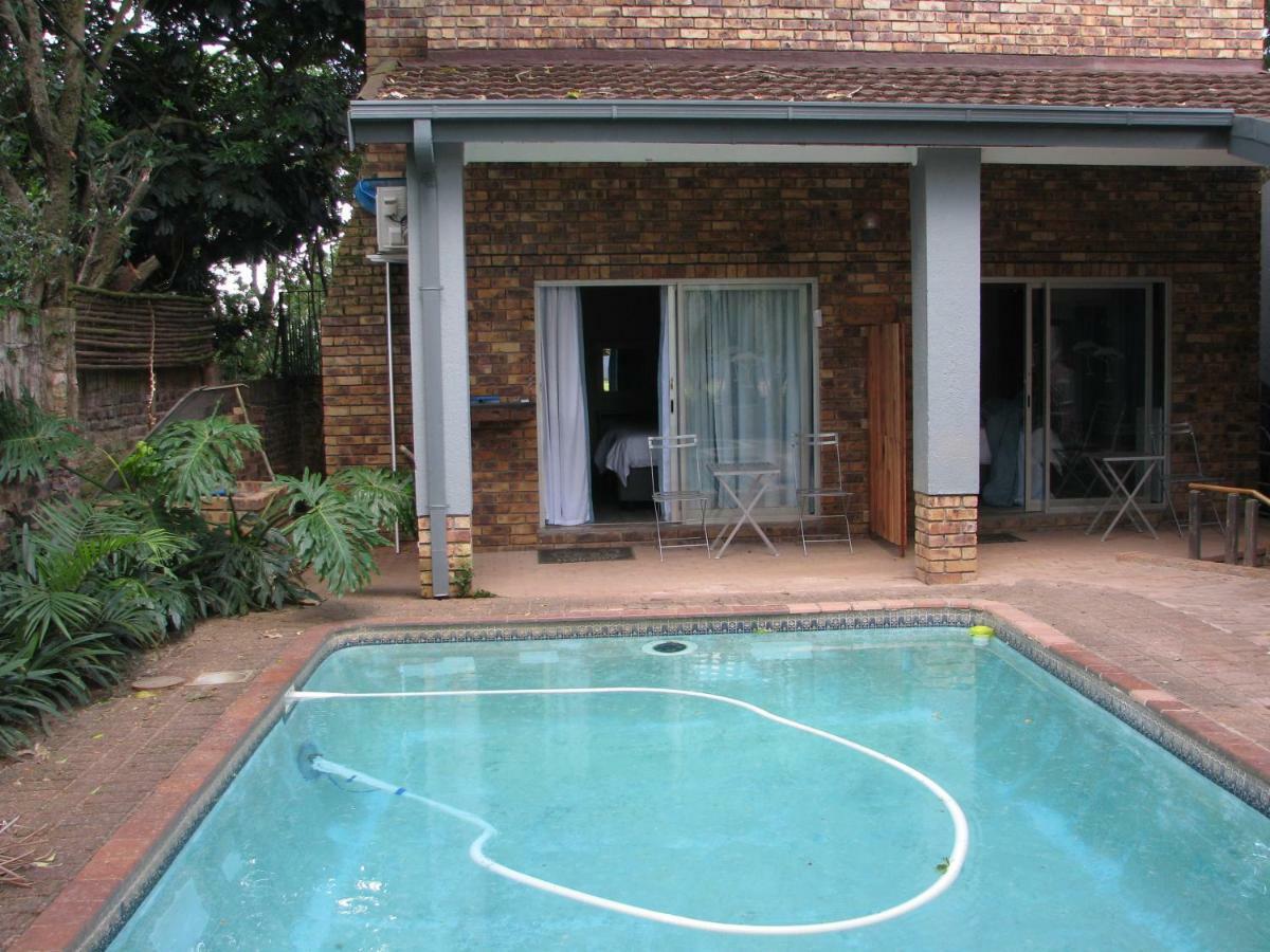 Kruger'S Guest House White River Esterno foto